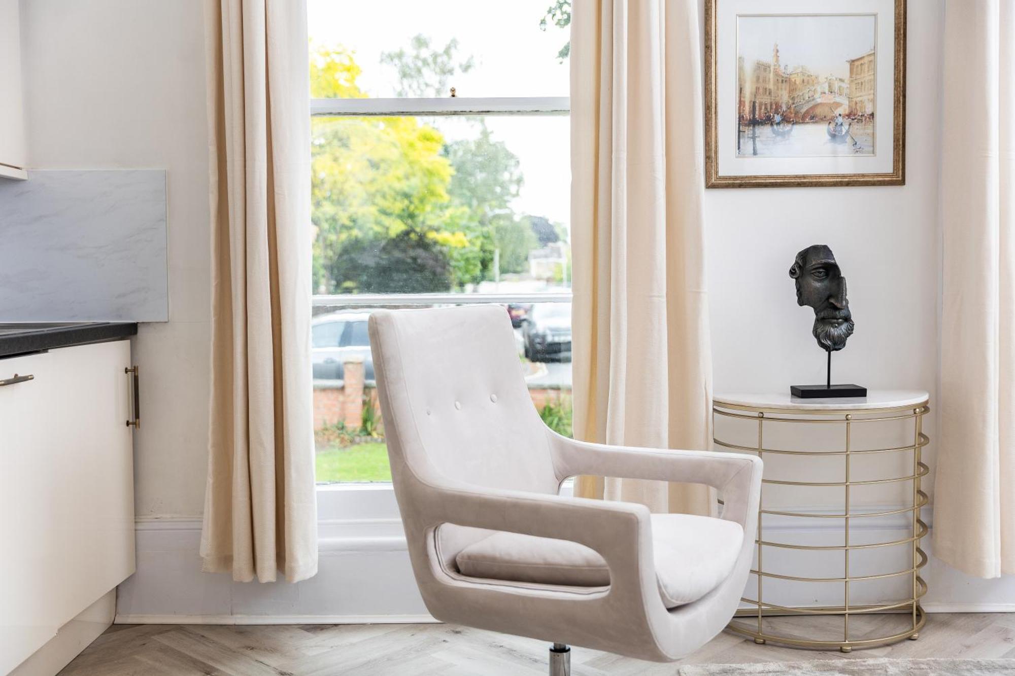 10 Sydenham - By Luxury Apartments Cheltenham Dış mekan fotoğraf
